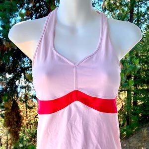 Lululemon size 6 excellent condition